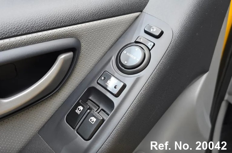  Hyundai / Grand Starex Stock No. 20042